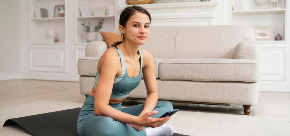 beneficios practicar yoga casa